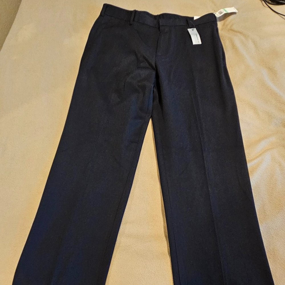 Van Heusen Traveler Dress Pants Slim Fit Premium Non Iron Wicking Black